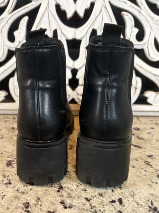 Steve Madden Black Lug Sole Hamlet Boots Size 8 - Picture 4 of 14